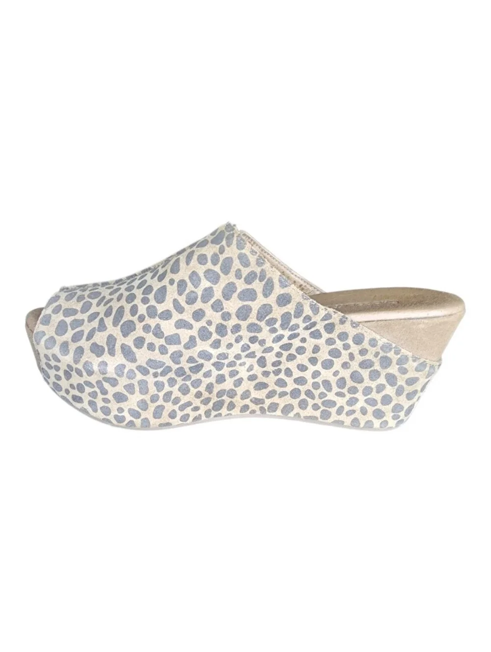 Chocolat Blu Wynn Peep Toe Wedges, Womens 6